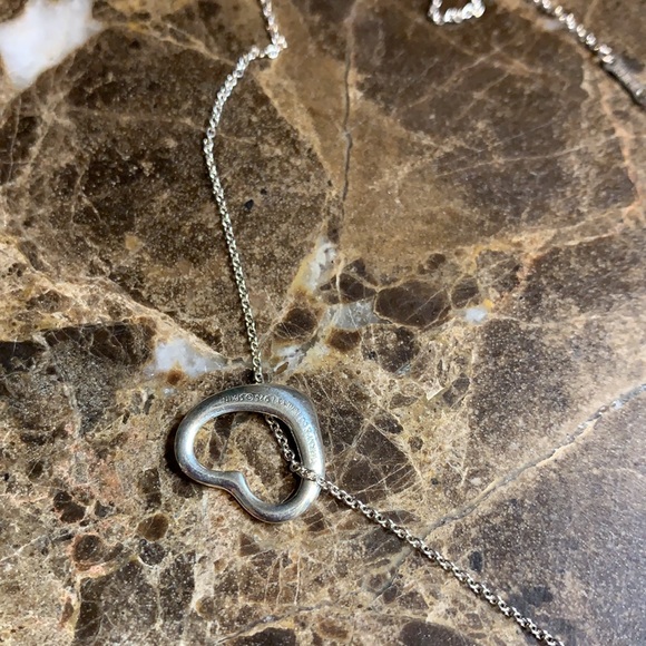 TIFFANY & Co. Elsa Peretti vintage necklace. - Picture 3 of 4